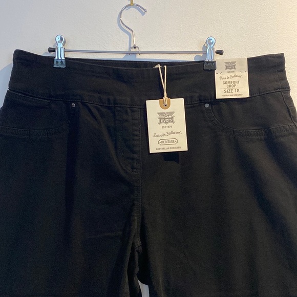Rivers - “Plus Size” - Comfy Crop Black Pants - Size 18 - Picture 5 of 5